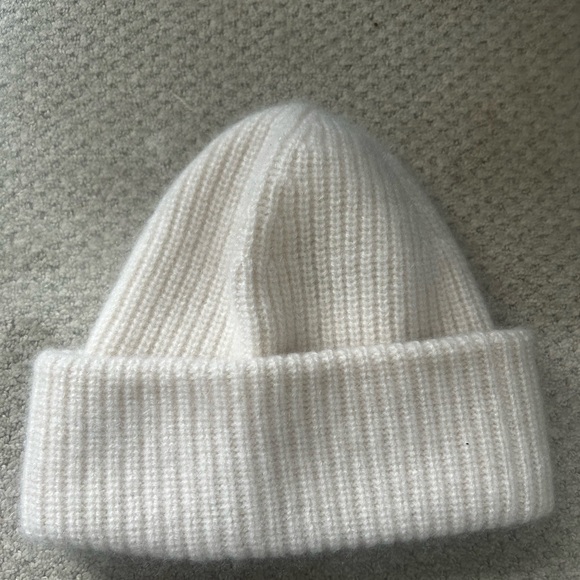 Babaton Other - Babaton Wool & Cashmere Beanie